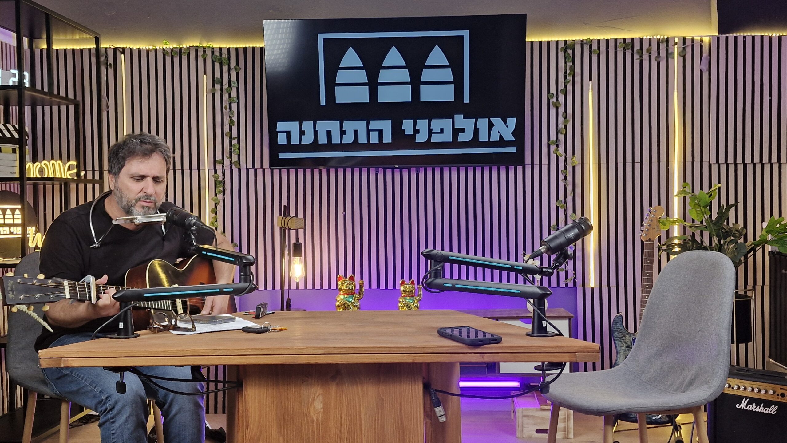 אולפן פודקאסט מקצועי ליד בנימינה